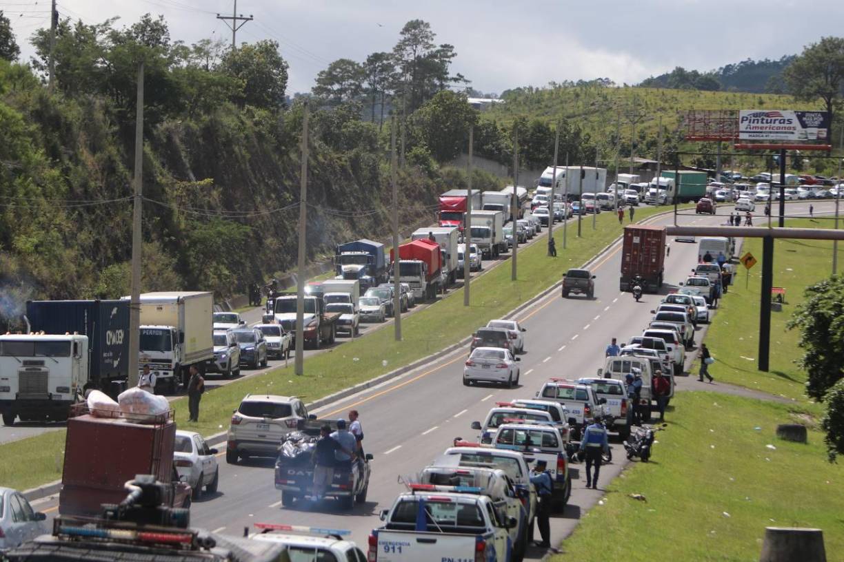 Los manifestantes también se solidarizaron con los familiares y amigos del ambientalista Juan López, quien fue asesinado el 7 de septiembre a pesar de tener también medidas cautelares de la CIDH desde 2023.