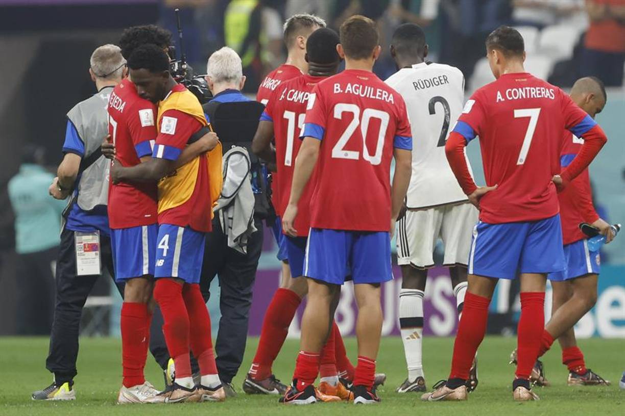 Destrozados:El rostro de la eliminación de Costa Rica y Alemania