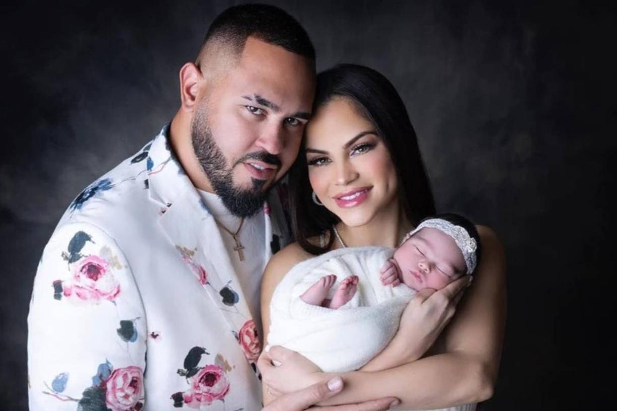 Todo este proceso ha sido muy duro para Natti, quien pese a todo trata de mantener una actitud positiva por el bien de la hija que tienen en común, Vida Isabelle.