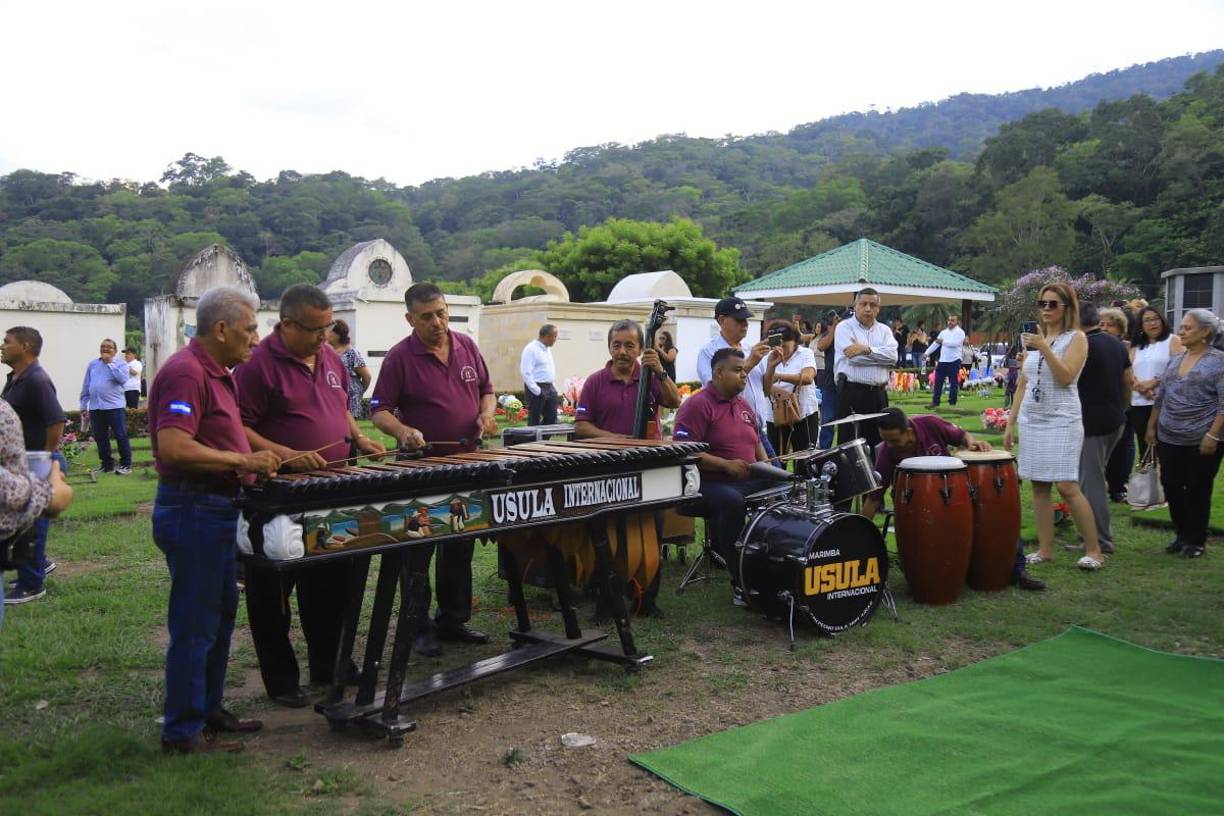 La Marimba Usula Internacional dijo presente para despedir a unos de los músicos más talentosos de Honduras. 