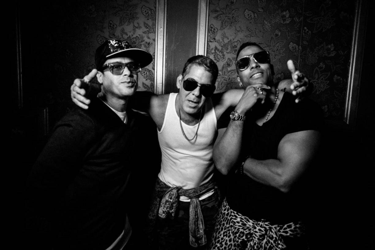 5: Orishas. Banda cubana y la forman Hiram Riverí Medina (Ruzzo), Yotuel Romero (Guerrero) y Roldán González Rivero. Son considerados los representantes por excelencia del hip-hop cubano en el mundo.