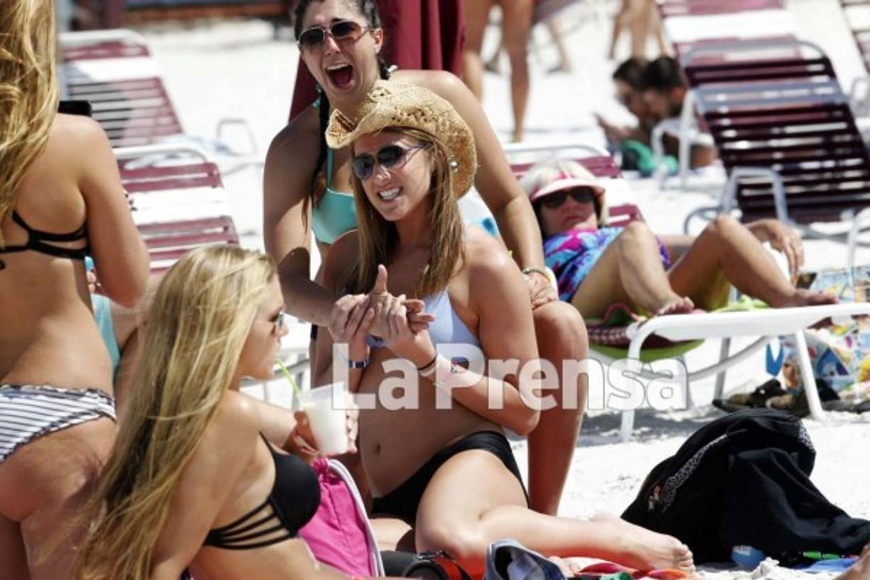 Este día se conmemora de la muerte de San Patricio, patrono de Irlanda. Esta fecha cada año alcanza la comunidad irlandesa en toda partes del mundo y Fort Myers, no ve con desdén este festejo.