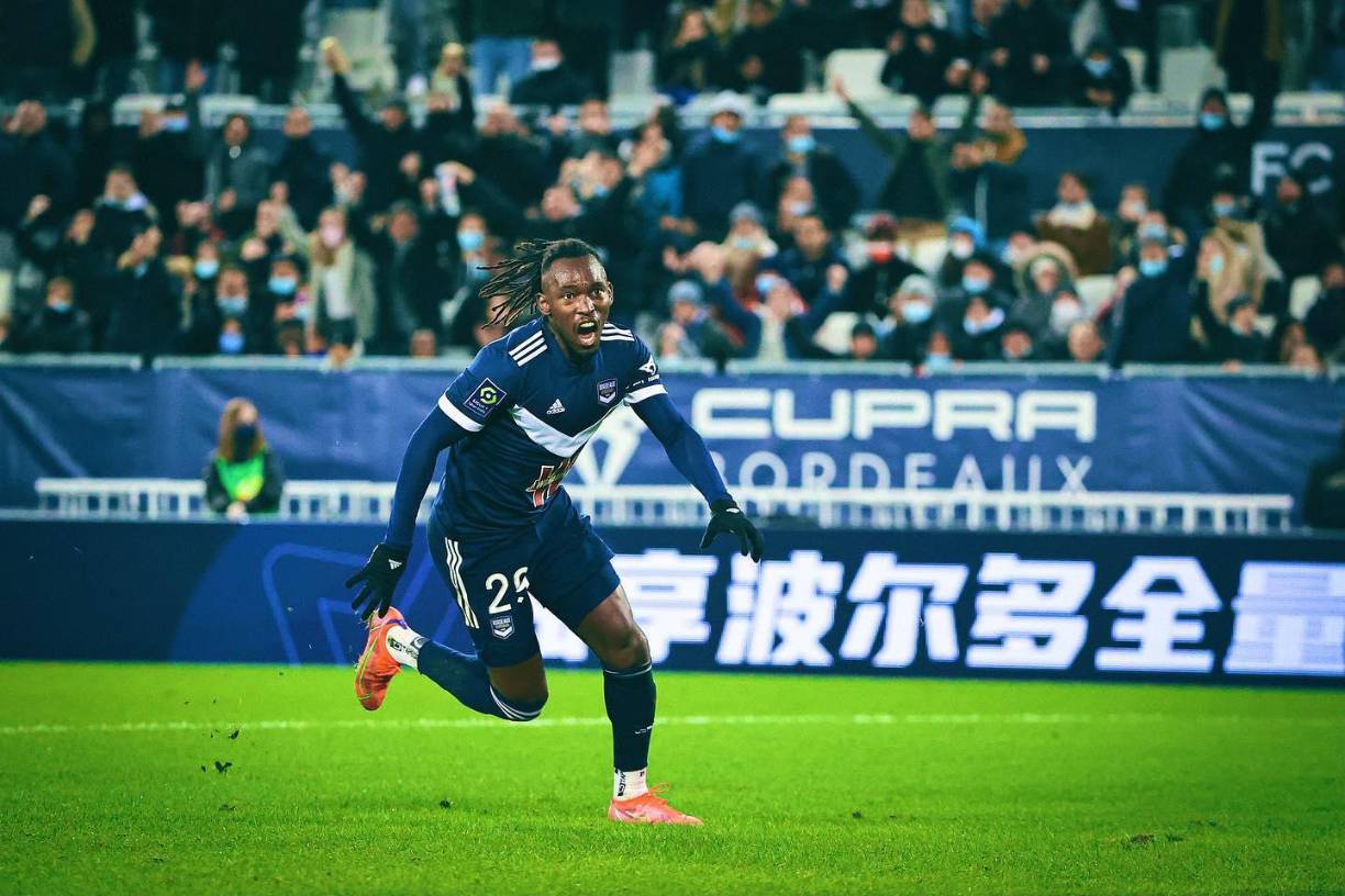 Alberth Elis se destapó con nueve goles la temporada pasada en la Ligue 1 siendo el referente en la zona ofensiva del FC Girondins de Burdeos. Debido a sus buenas actuaciones, varios clubes europeos lo tienen en la mira y han preguntado por el catracho.