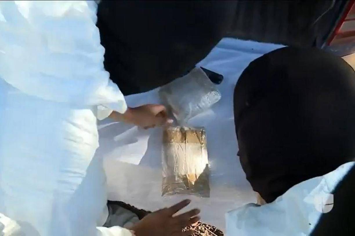 Y es que al parecer, la investigación apunta a que los carteles de la droga debieron “emplear” o integrar a sus grupos delictivos a más de 300 personas a diario, esto durante una década.. 