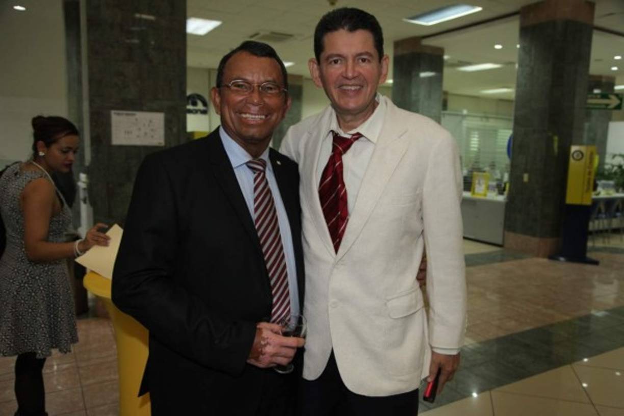 Mario Gómez y Roberto Kattán.