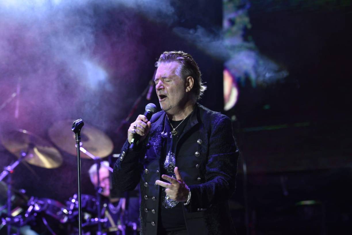 El cantautor cautivó a los asistentes durante dos horas. 