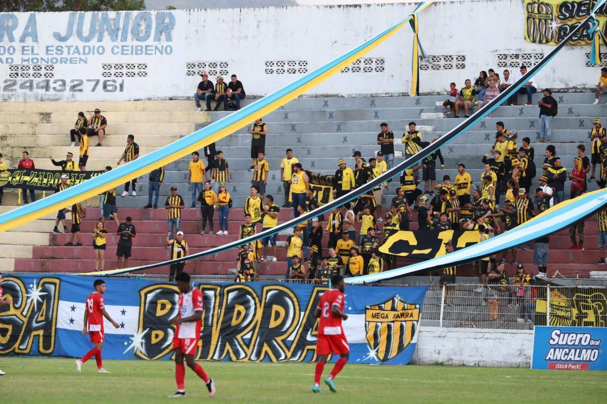El Estadio Ceibeño fue el escenario del encuentro en el que los Aurinegros buscaban romper la mala racha en las últimas fechas de la Liga Nacional d e Honduras. 
