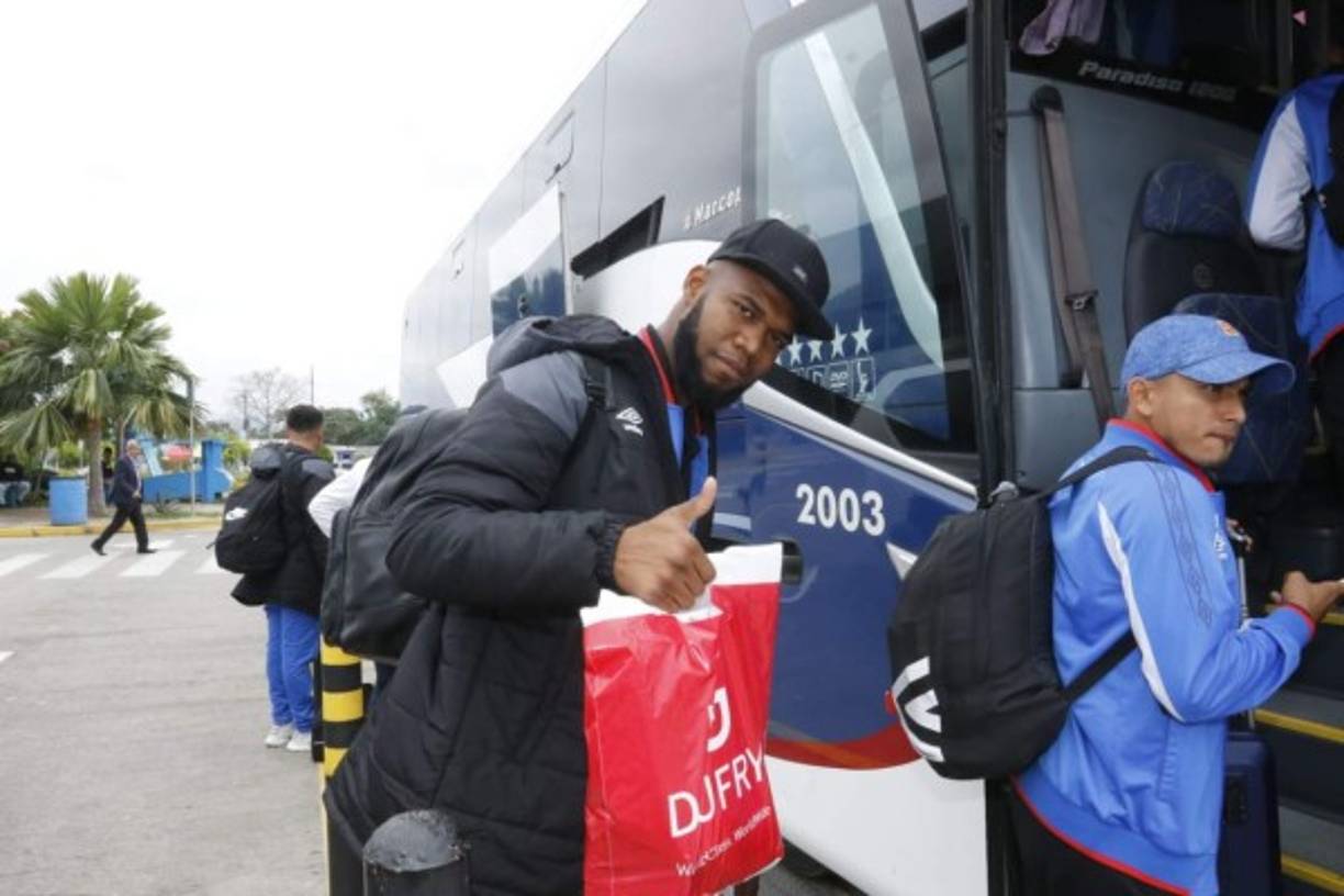 Olimpia llegó a San Pedro Sula para afrontar el partido del domingo contra el Marathón.