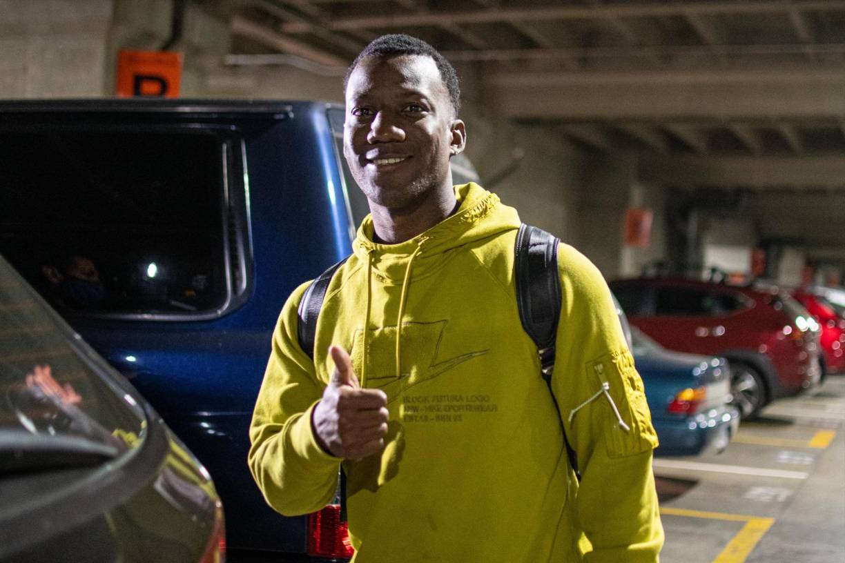 Darixon Vuelto: El delantero hondureño arribó a Costa Rica y se integró a la plantilla del Saprissa.