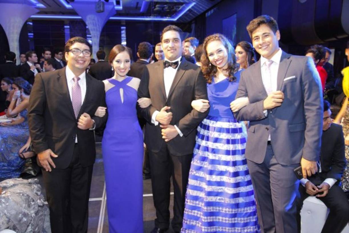 Andrés Matute, Ana Lardizábal, Felipe Soto, Daniela Benítez y Fernando Carrillo.