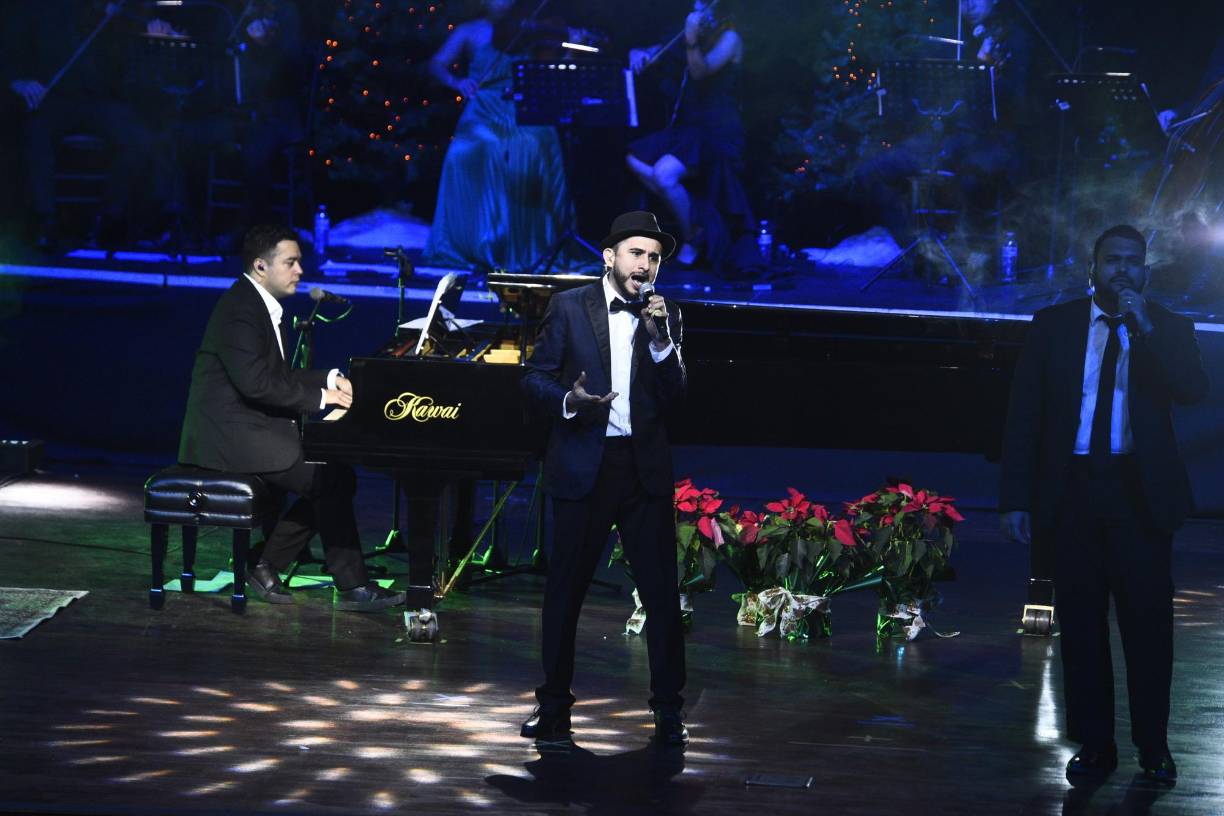 Dentro del espectacular repertorio destacaron canciones icónicas como “New York, New York”, “Fly me to the moon”, “Strangers in the night”, “Come fly to me”, “My way”, “Can’t Take My Eyes Off You”, “It’s Beginning To Look A Lot Like Christmas” y “Let It Snow”.