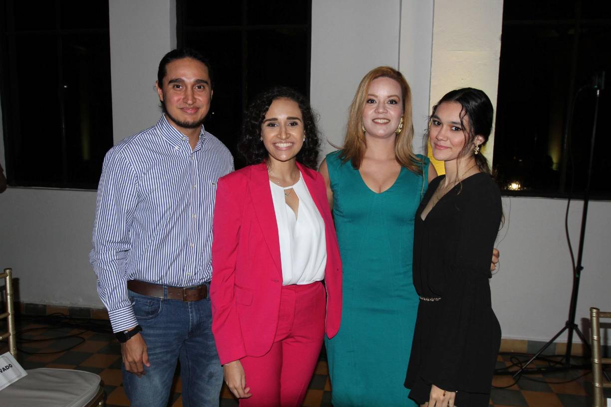 Aldo Obico, Frances Obico, Norma Sucrovich e Ilana Sucrovich