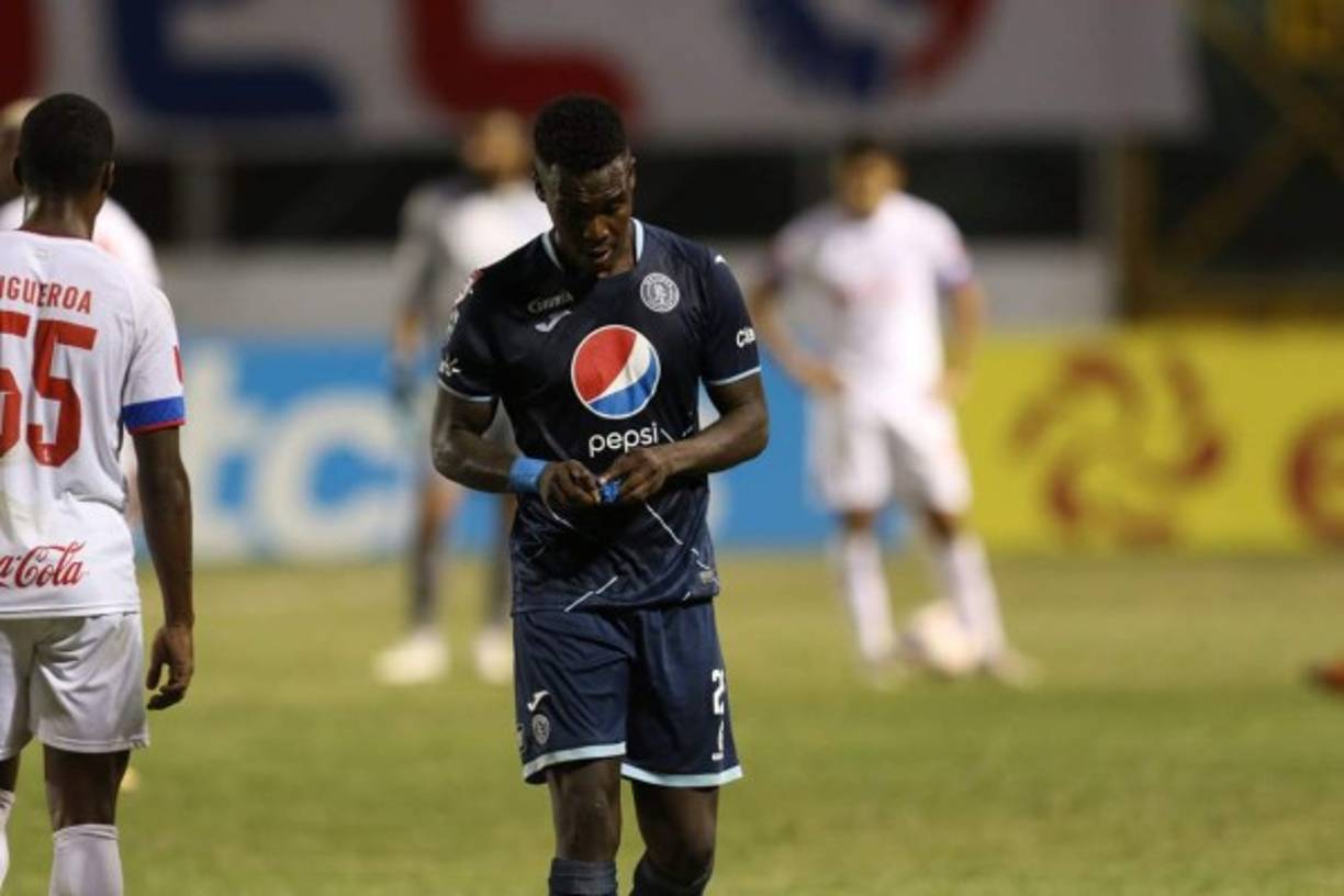 La decepción era evidente en Rubilio luego de que Motagua fue eliminado a manos del Olimpia.