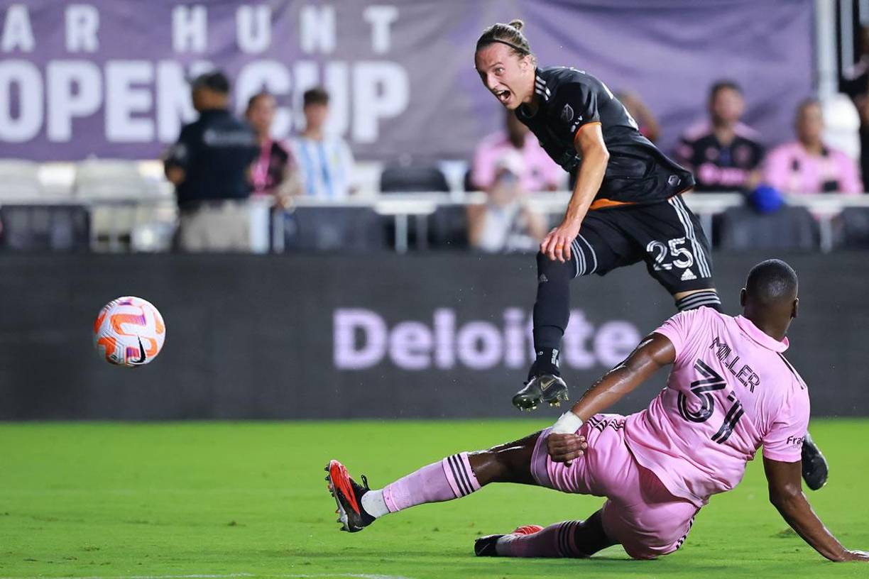 El tremendo disparo de Griffin Dorsey para romperle el arco al Inter Miami y adelantar al Houston Dynamo, 0-1.