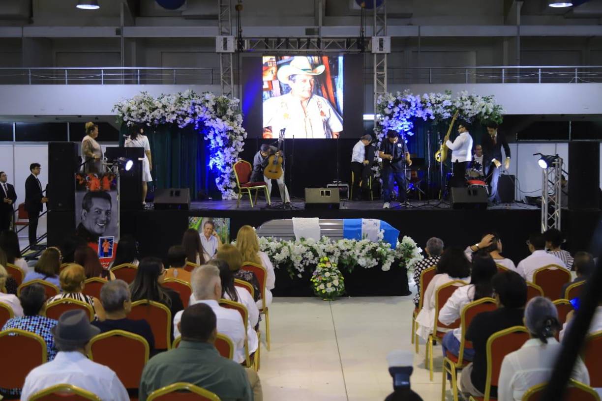 Así luce el escenario donde se presentan los músicos hondureño este domingo 29 de septiembre. 
