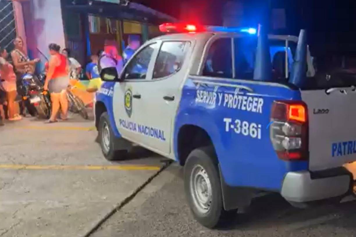 Dos de las víctimas fueron identificadas como Yanoris Arteaga y Alex Villalobos (niño).