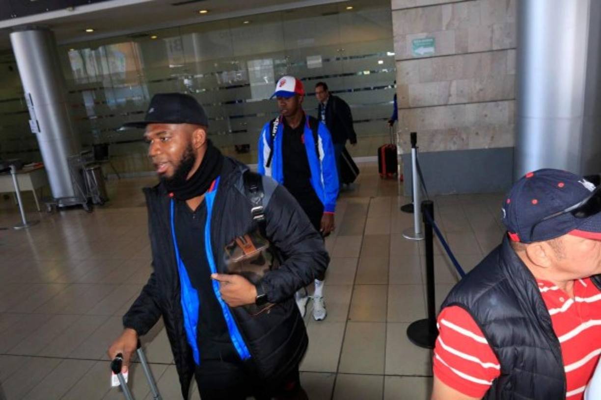 Algunos jugadores como Jorge Benguché y Alex Güity llegaron sin protección para el coronavirus.