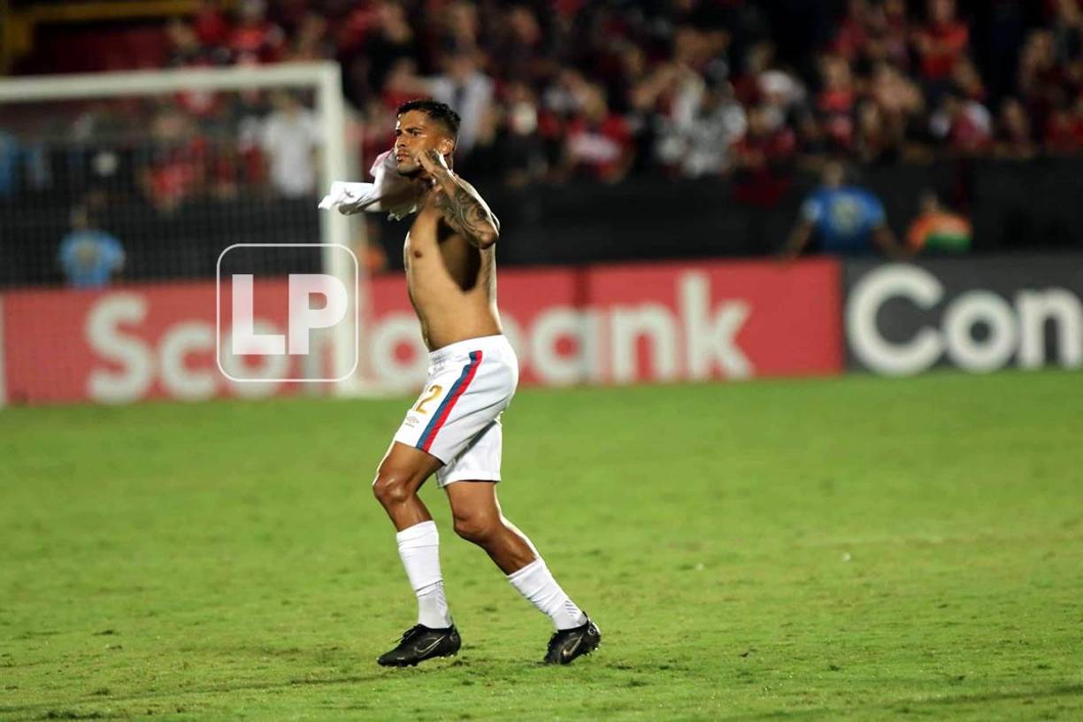 Gabriel Araújo Carvalho entró de cambio y marcó el gol del título del Olimpia.