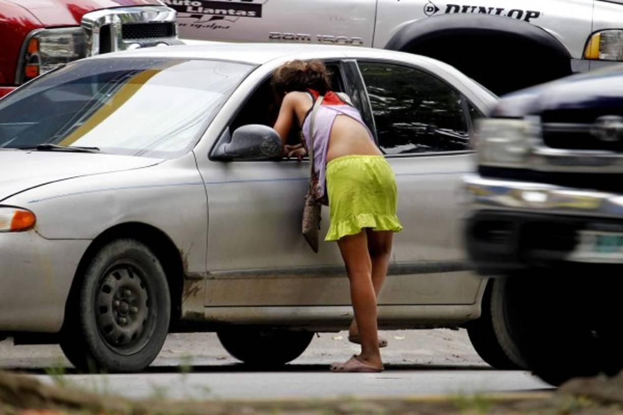 Los precios que piden las menores son de 50 a 100 lempiras.