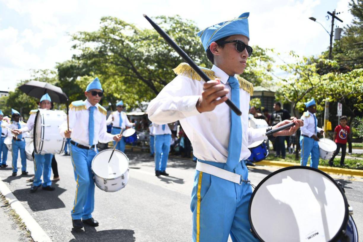 Al igual que la escuela White Dove.