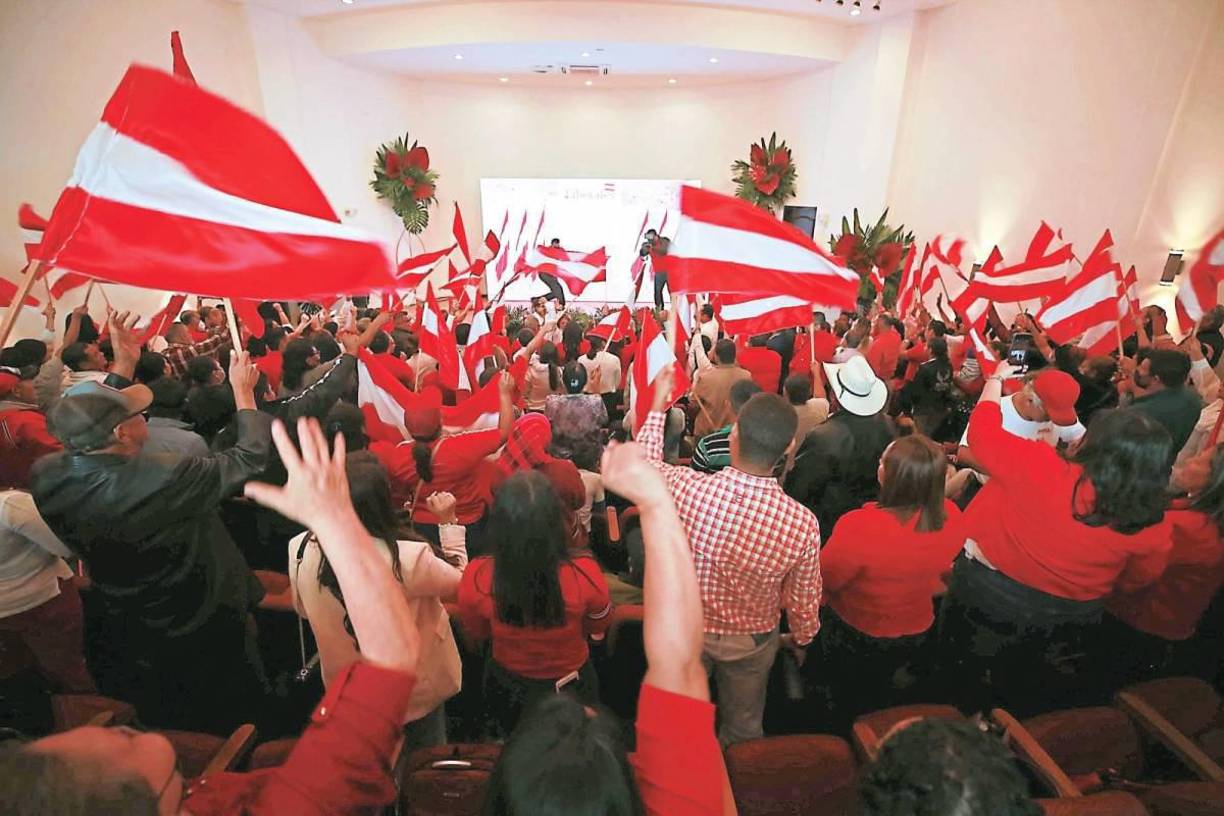 En el PLH ya suman cuatro precandidaturas anunciadas oficialmente y se espera que, en los próximos días, confirmen su aspiración Agustín Guerrero y Mario Ramón López, por lo que el número aumentaría a siete. 