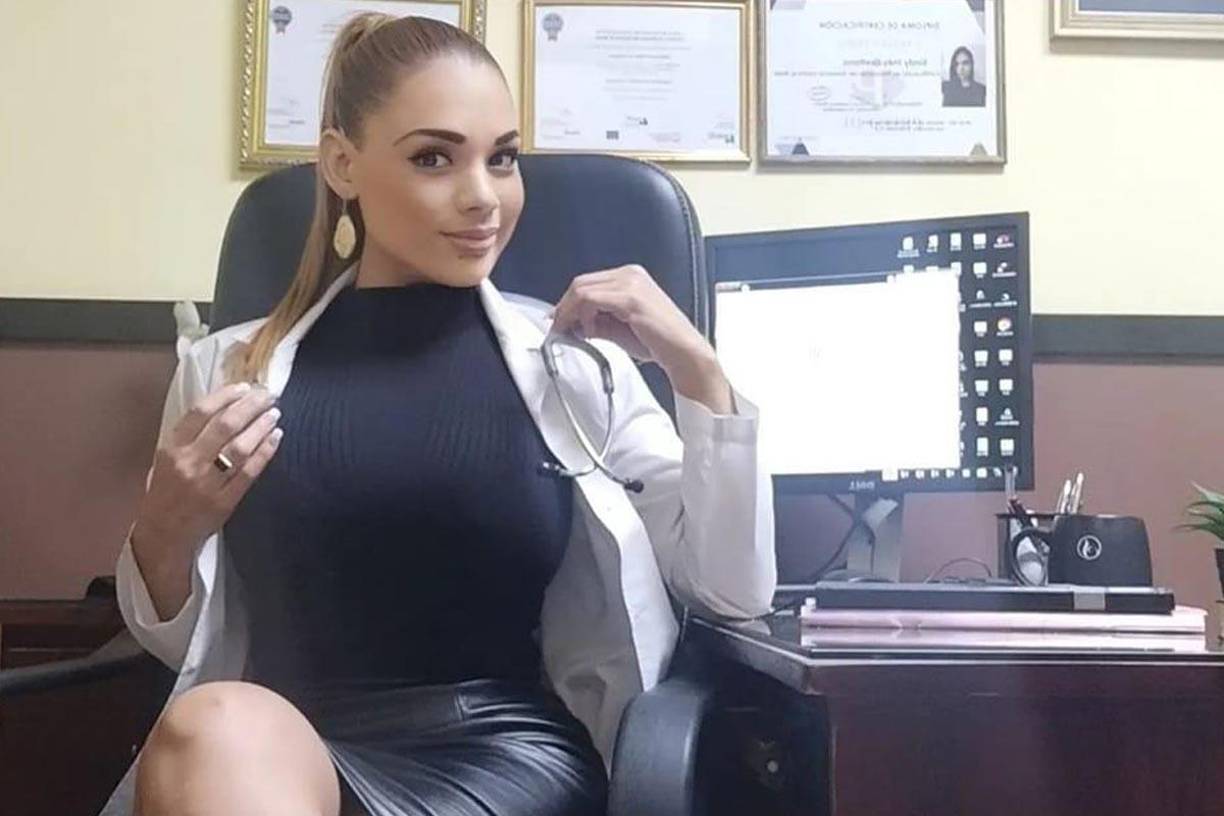 También es muy popular en TikTok por sus recomendaciones de nutrición sana.