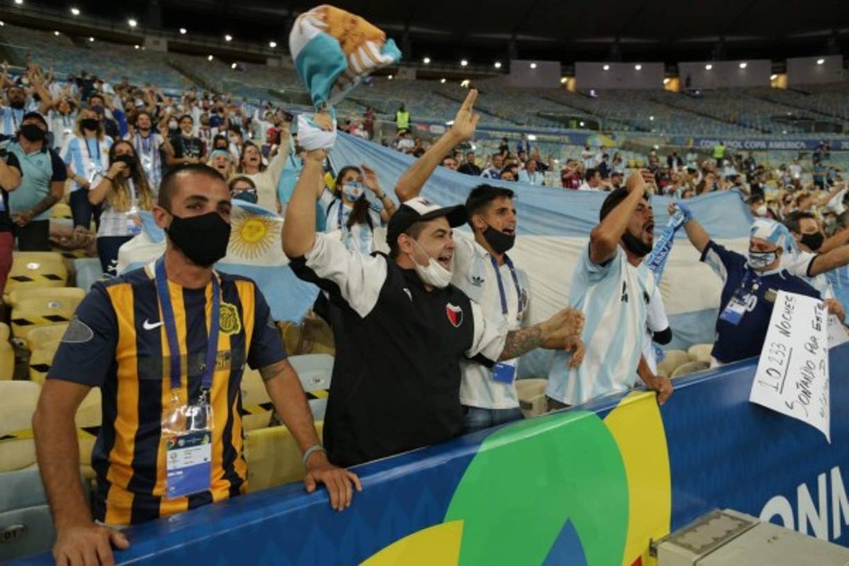 4.440 entradas repartidas entre las dos confederaciones, y otras 1.100 para los invitados de la propia Conmebol, esa es la cantidad que ha podido ingresar al Maracaná.