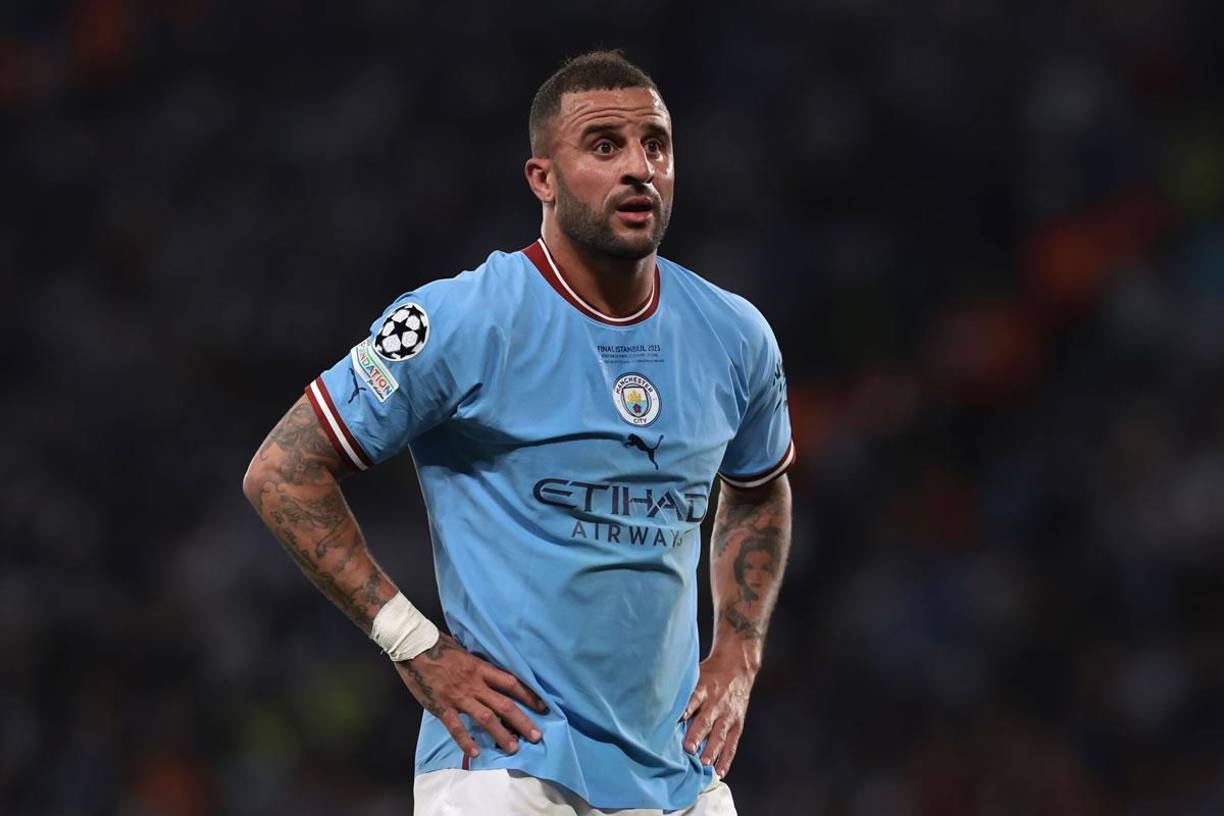 Kyle Walker - Son diferentes los medios que sitúan a Kyle Walker como objetivo del Bayern Múnich. El campeón de la Bundesliga busca ofrecerle a Tuchel un lateral derecho de garantías. El inglés, que este curso ha visto como su participación disminuía con el nuevo sistema táctico de Pep Guardiola podría plantearse un cambio de aires.