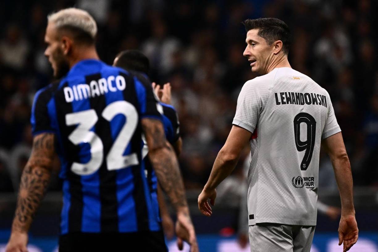 Robert Lewandowski estuvo afligido en el partido. No jugó bien el polaco.