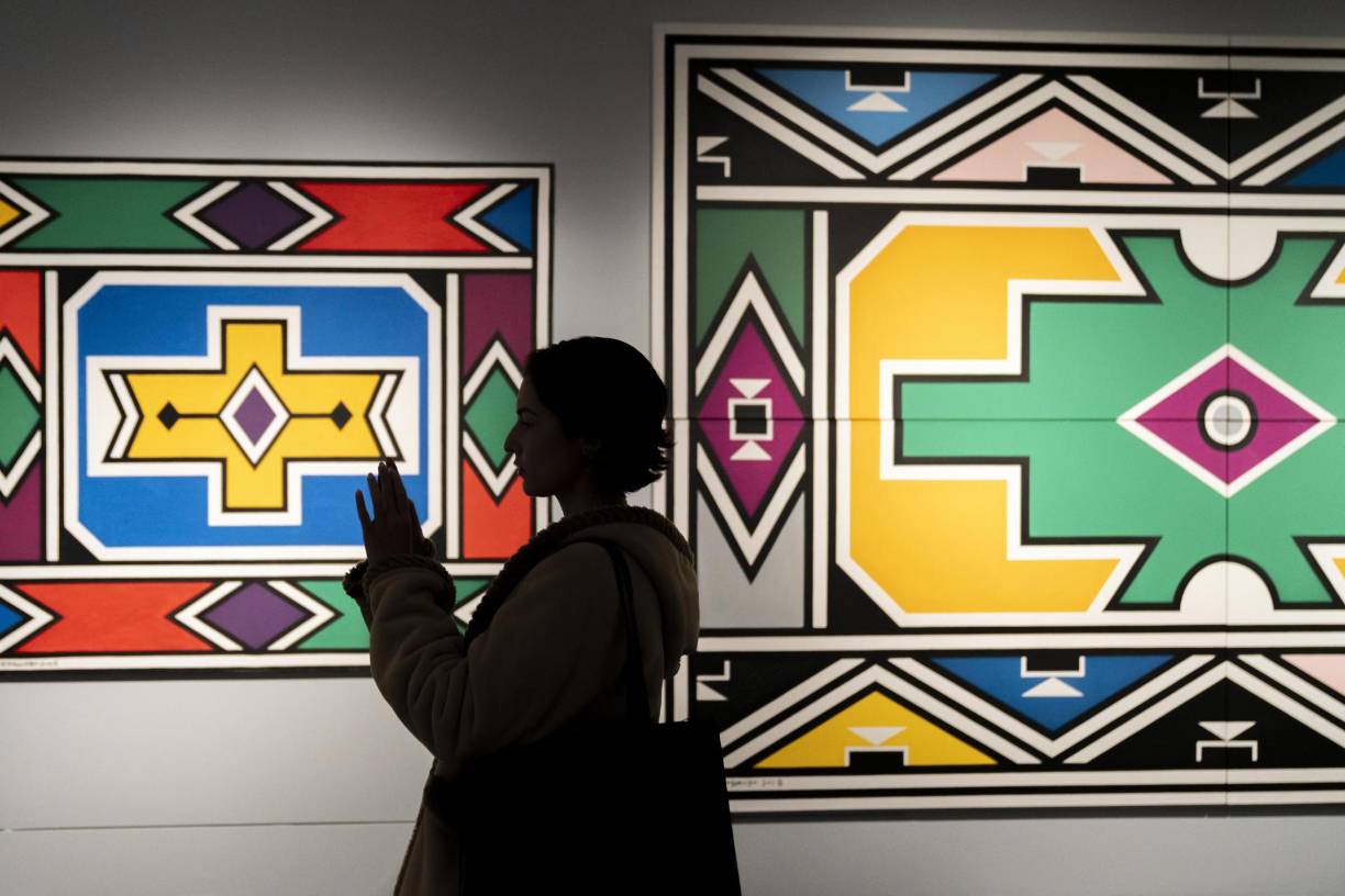 ‘Giants’ (‘Gigantes’) es el título del conjunto de 98 obras que forman parte de la donación de la familia Dean (el apellido real del productor de hip-hop y DJ Swizz Beatz, Kasseem Dean) y que podrán verse a partir de este sábado 10 de febrero y hasta el 7 de julio en el interior del museo neoyorquino.