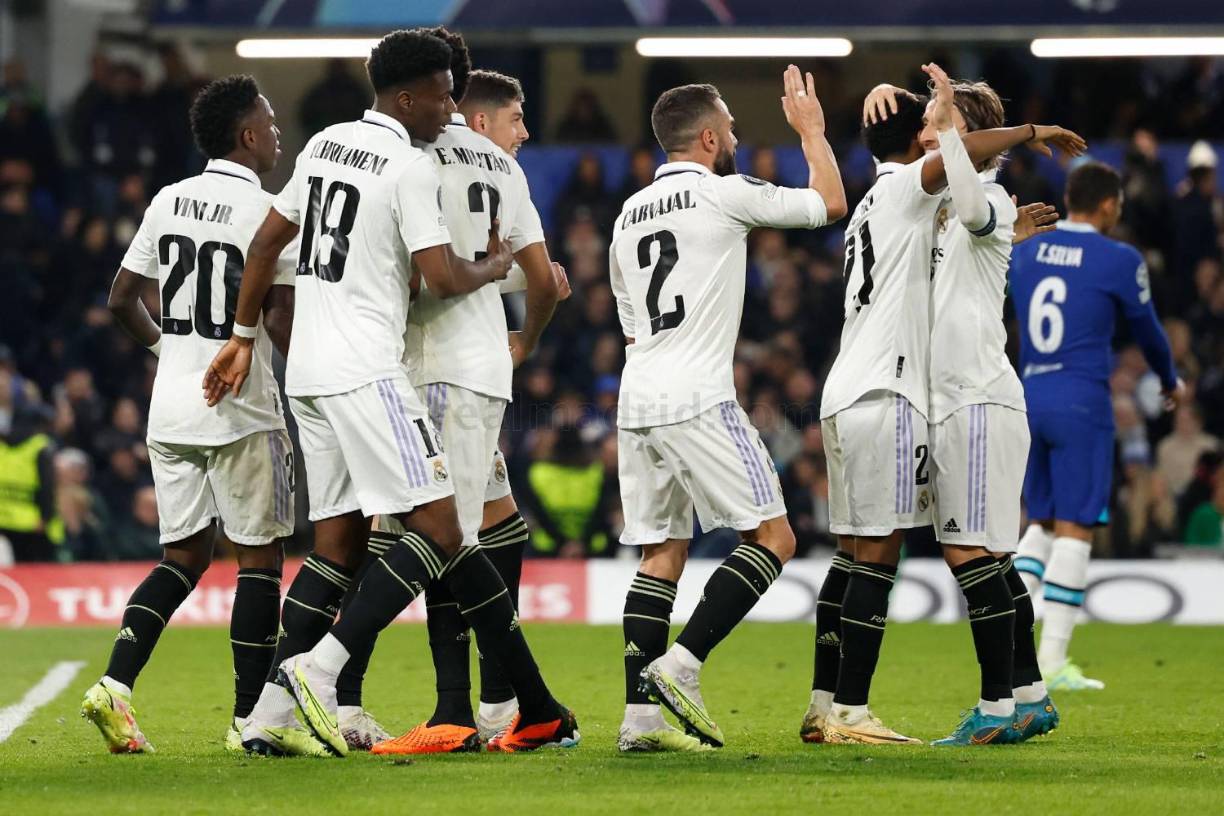 Los jugadores del Real Madrid celebrando el 0-2 ante el Chelsea.
