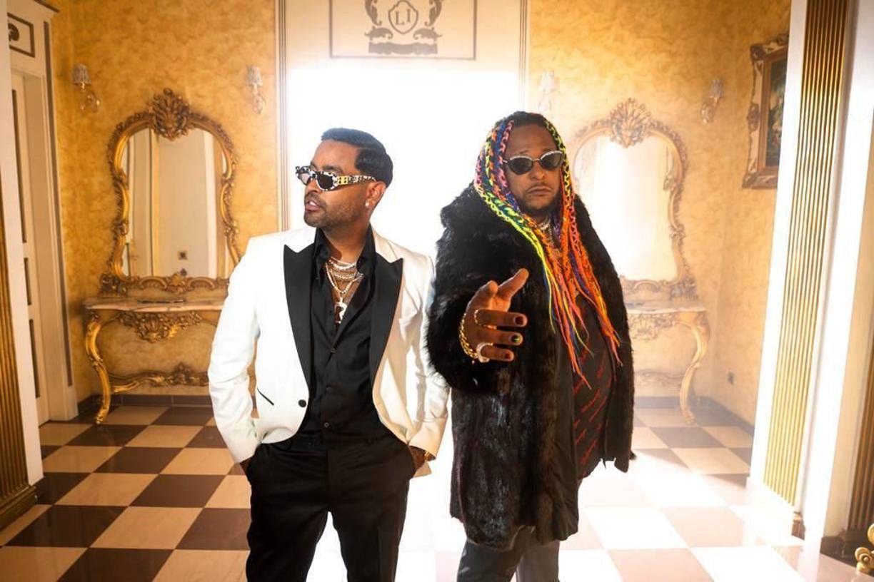 El inicio de su carrera quedó registrado oficialmente en el año 2003, cuando participaron del álbum compilatorio “Desafío”, junto a otros artistas emergentes, y les sirvió para darse a conocer en diferentes países.En mayo de 2014 lanzaron su álbum debut “Motivando a la Yal”. Incluye el tema “Ahora”, seleccionado en 2005 por la compañía de juegos EA Sport Canadá como uno de los soundtracks del “FIFA Footbal 2005”. 