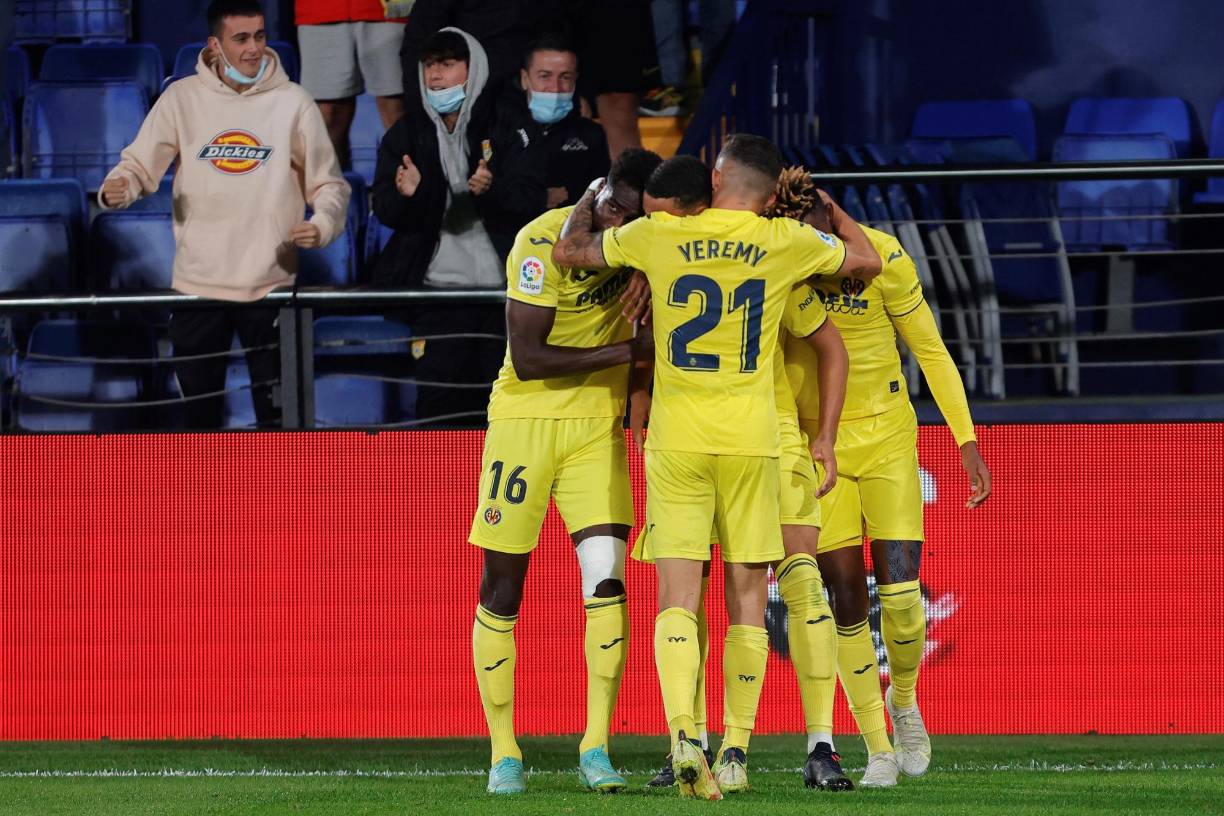 Tras la salida de Antony Lozano, el Villarreal se volcó al ataque y pudo empatar el juego con anotaciones de Boulaye Dia y Danjuma en los minutos 80 y 95.