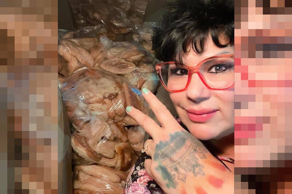 Fue afuera del negocio familia de la víctima, denominado Muelles “Rascón”, donde un grupo de sicarios la interceptó para disparar en repetidas ocasiones a su camioneta.