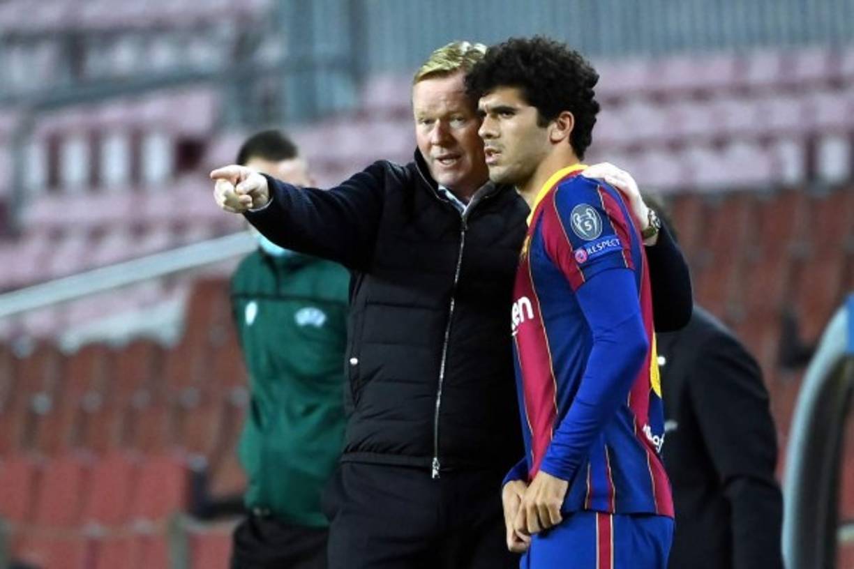 Carles Aleñá - Es otro de los jugadores sentenciados por Ronald Koeman. En esta temporada, el técnico holandés apenas le ha dado seis minutos (ante el Dinamo de Kiev). 'Aleñá, al igual que he hablado con Riqui, sobre su futuro aquí. Le he visto con muchas ganas en los entrenamientos, está abierto para dar más, mejorar, sobre todo como pivote. Si alguien merecer tener minutos, los doy. Siempre está en manos del jugador', dijo el entrenador holandés días atrás.