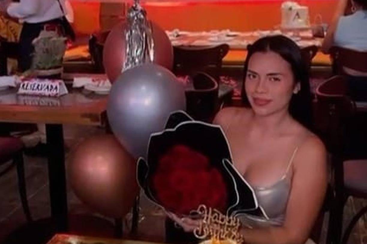 De acuerdo con el informe preliminar, el detenido habría cometido el hecho en medio de una alegada fuerte discusión que sostuvo con la víctima, confesando que le disparó con la pistola que se le ocupó, y que luego procedió a cercenar el cuerpo sin vida.