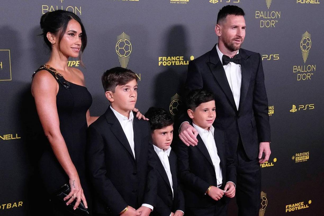 Una psicóloga argentina compartió en TikTok un vídeo en el que analiza los gestos de la pareja durante la última gala del Balón de Oro, celebrada el pasado 30 de octubre. Según ella, existen varios momentos en los que se nota cierta tensión. 