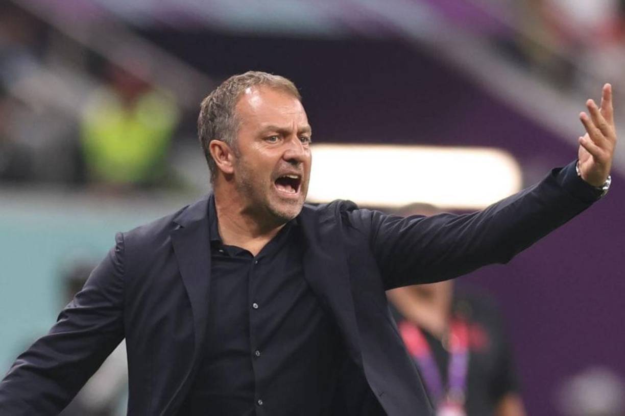 Hans-Dieter Flick (Heidelberg, Alemania) es un técnico alemán de 59 años que ha ejercido de entrenador en el Bayern Múnich y en la selección alemana. Tomó las riendas del equipo más grande de Alemania el 3 de noviembre de 2019 tras la destitución de Niko Kovac. Era el segundo de Kovac en el momento de la destitución del croata.