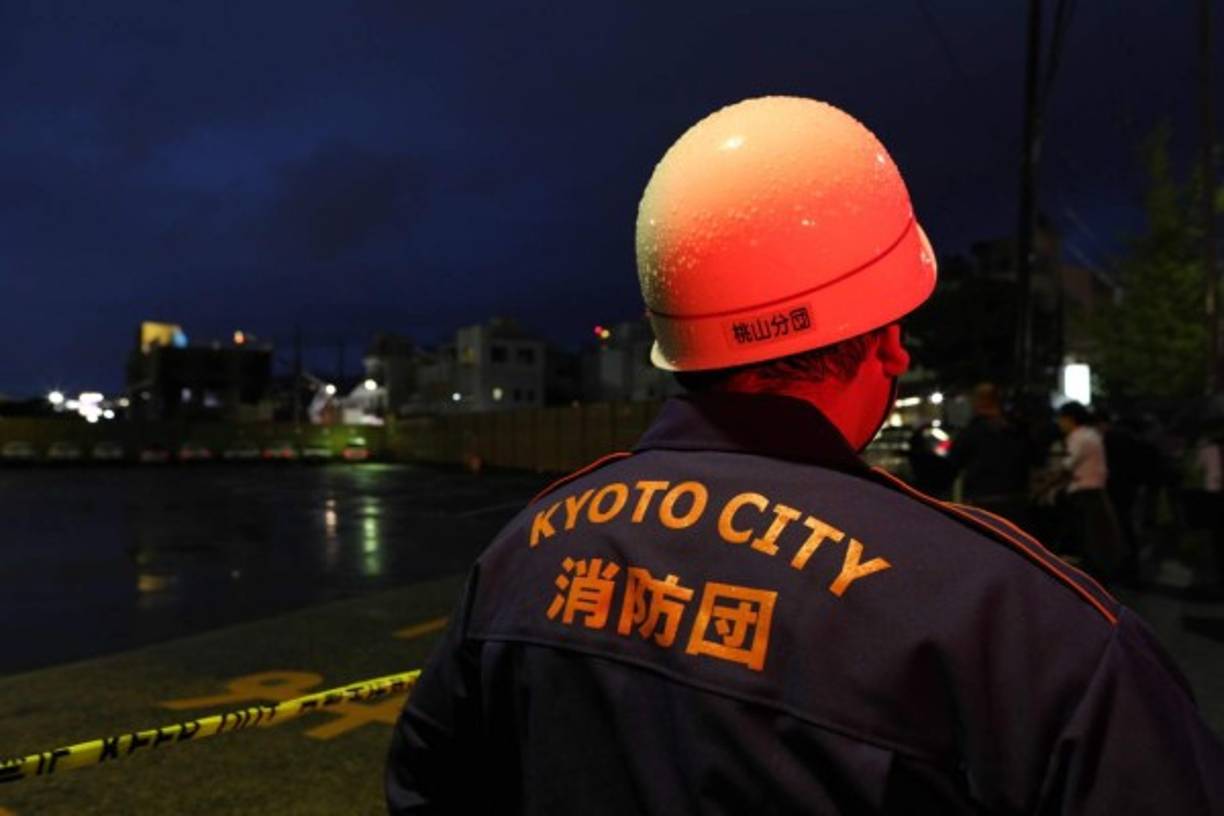 'Quedé sin palabras', escribió el primer ministro, Shinzo Abe, quien aseguró que rezaría por las víctimas de este incendio.