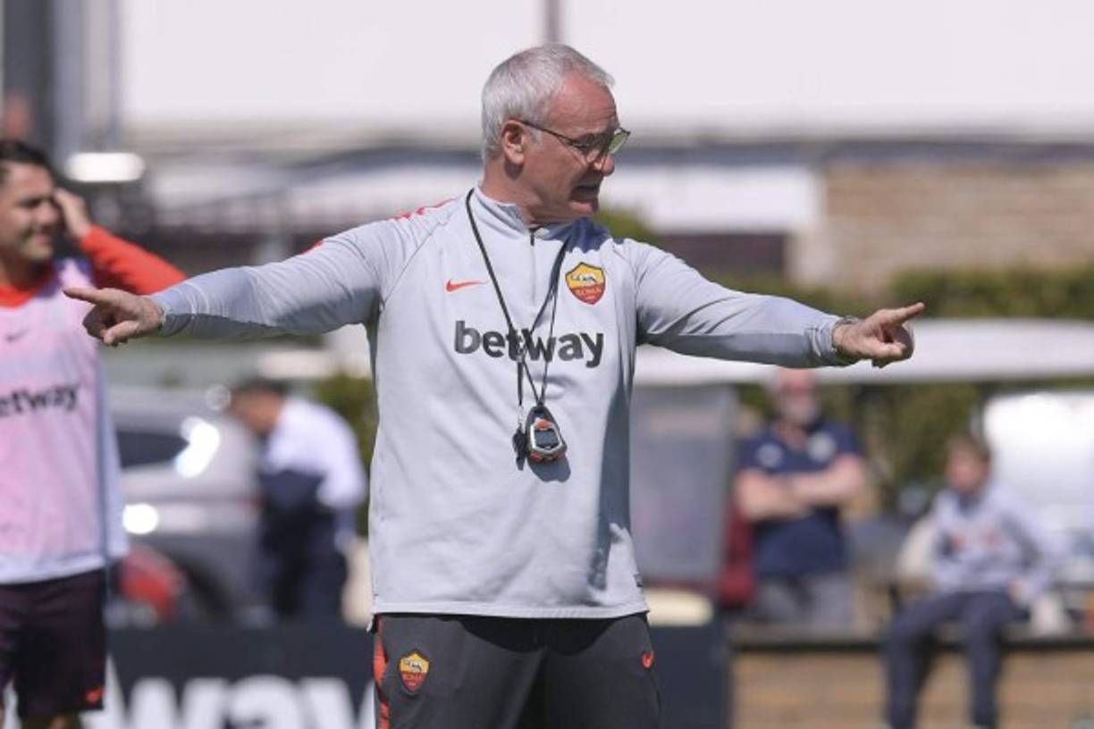 Claudio Ranieri es el técnico de la Roma y podría hacer llegar a Keylor Navas para el cuadro romano.