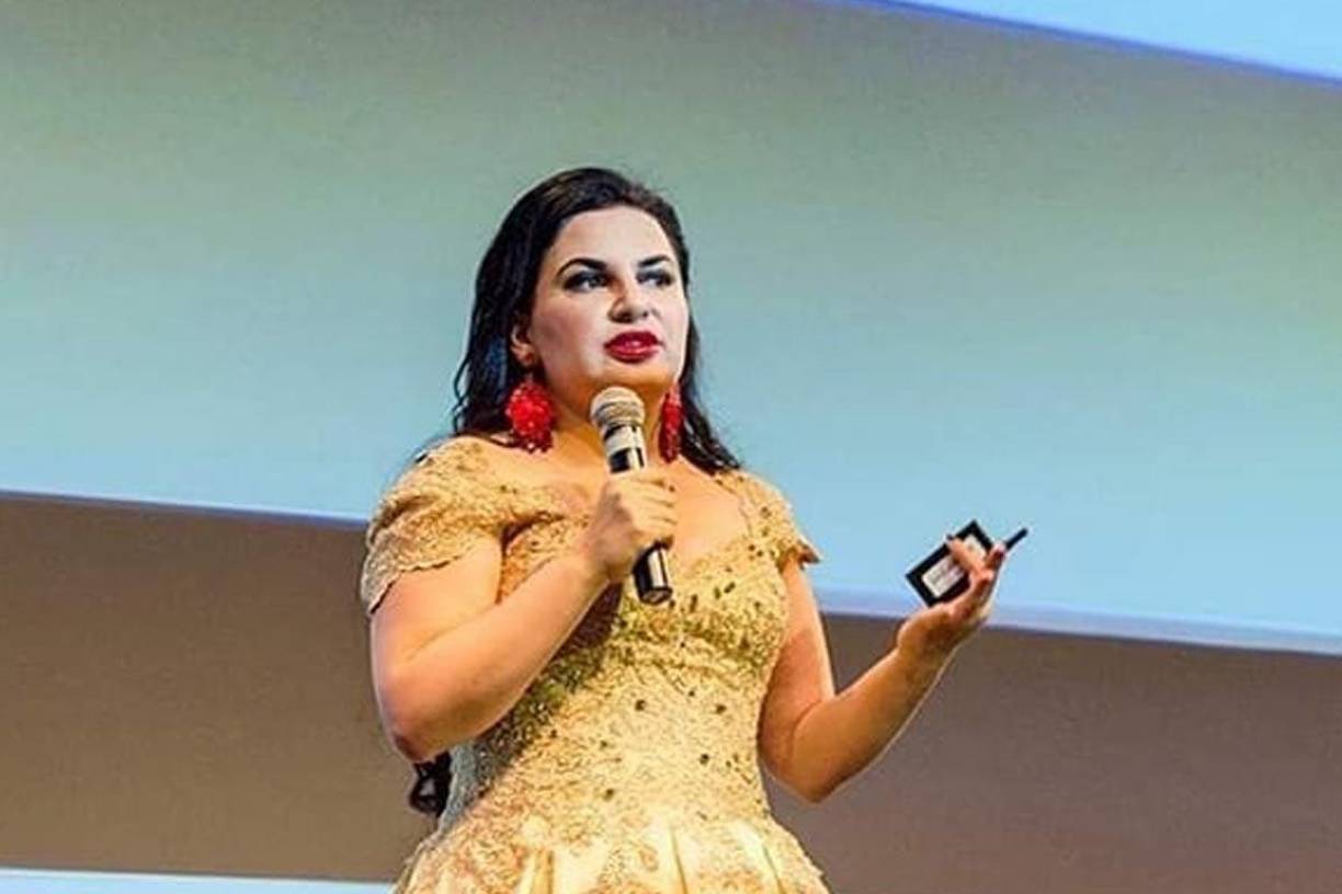 Ruja Ignatova, de 42 años, tiene nacionalidad alemana pero nació en Bulgaria, donde su padre era ingeniero y su madre profesora.