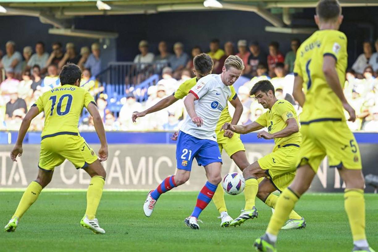 El Villarreal recibe en el Estadio La Cerámica a un conjunto azulgrana que no quería perder su invicto en el campeonato local.
