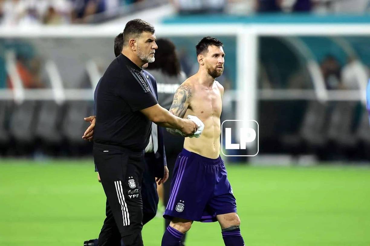 Pero Messi le entregó luego la camiseta al utilero de la Selección de Argentina.