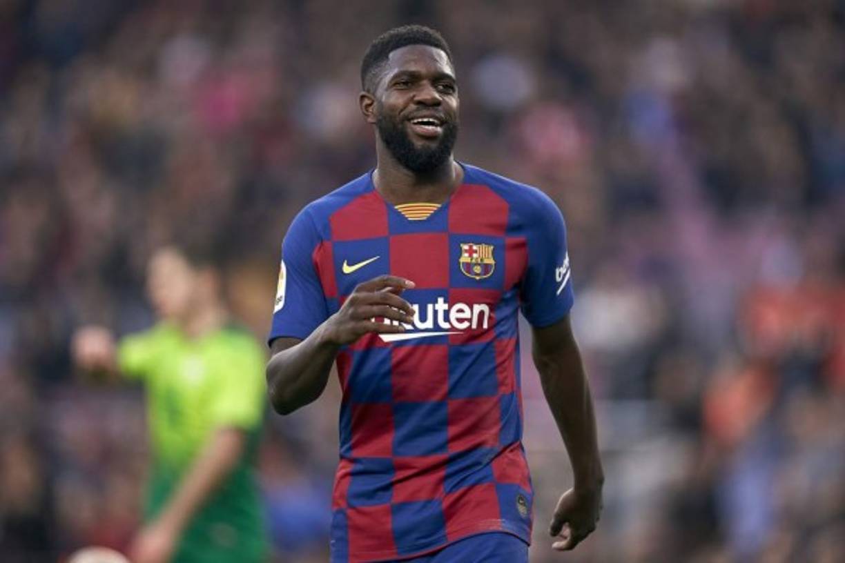 Samuel Umtiti (26 años) - El defensa francés aparece en esta 'lista negra' de Koeman que publica Mundo Deportivo. En esta temporada que fracasó el Barcelona solo disputó 17 partido entre Liga (13), Copa del Rey (1) y Champions (3).