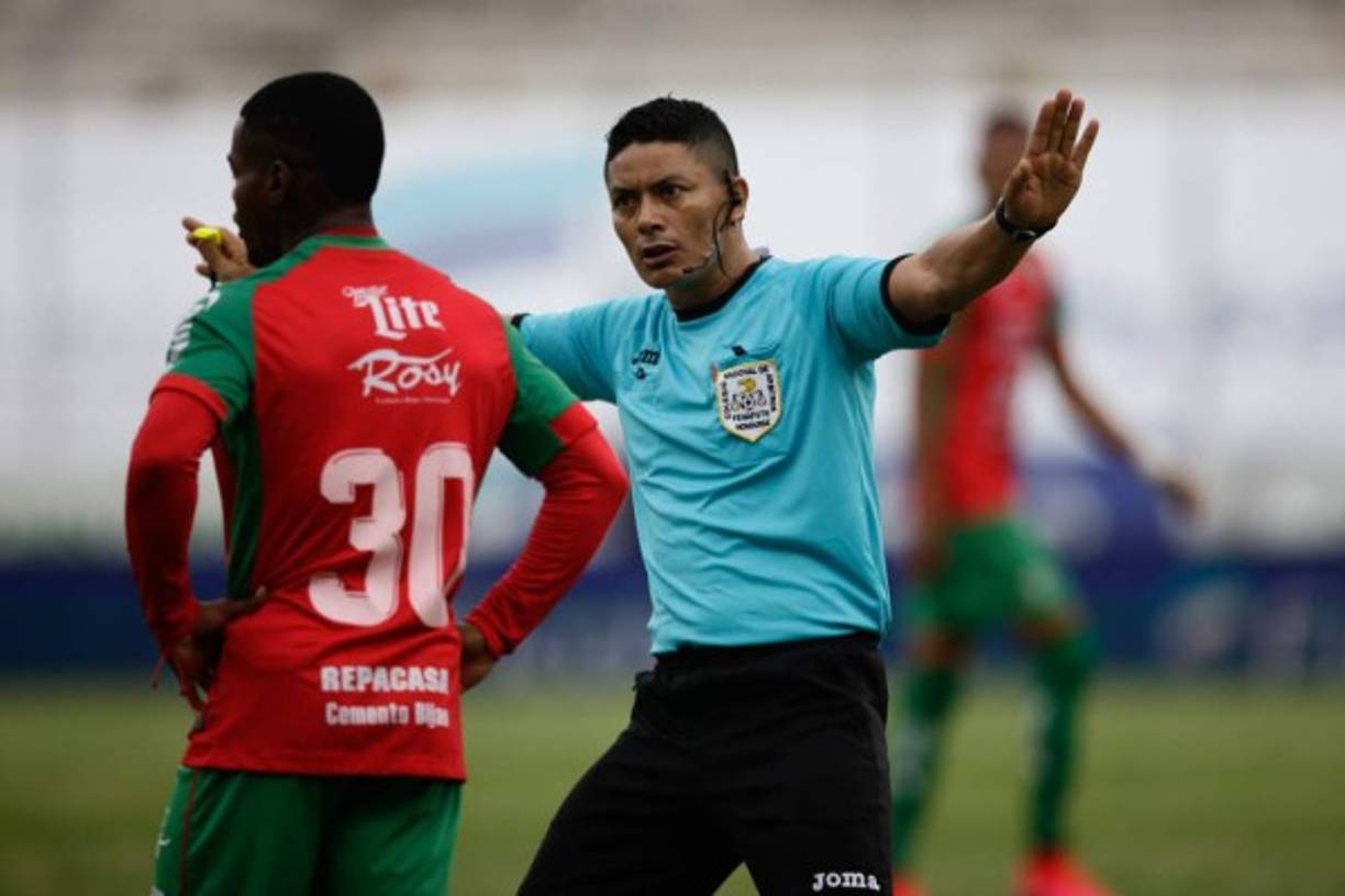 El trabajo arbitral de David Cruz fue muy cuestionado por ambos clubes ya que permitió demasiado juego brusco y dejó de sacar varias amarillas.