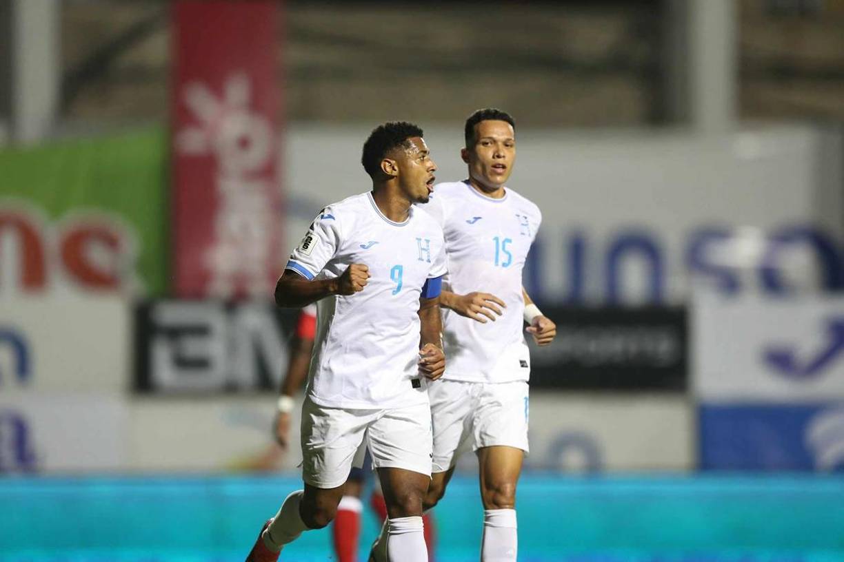 Antony ‘Choco‘ Lozano marcó el empate de Honduras ante Cuba y así lo celebró.