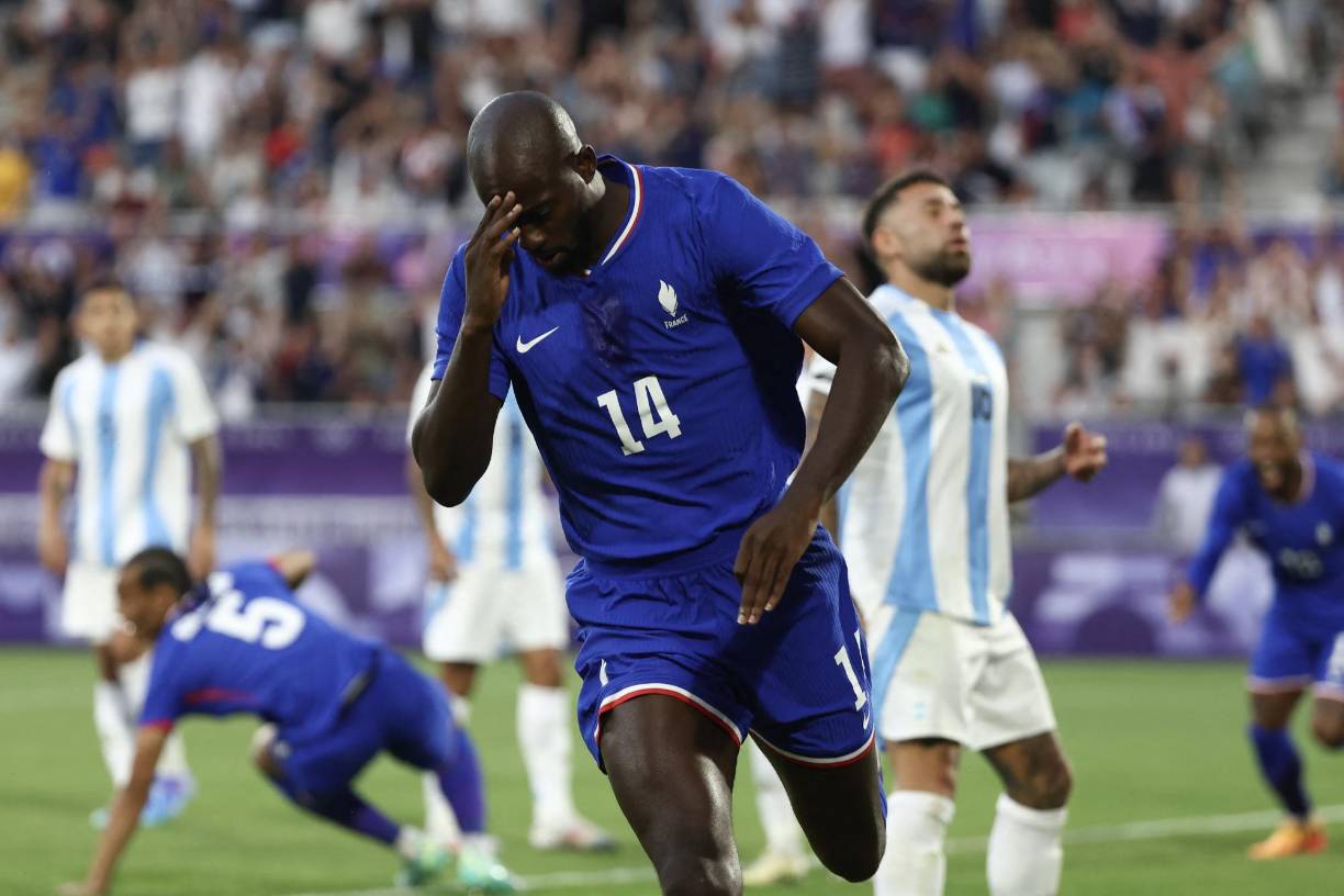 Este fue el último partido de esta ronda y en menos de cinco minutos los franceses se pusieron adelante en el marcador.