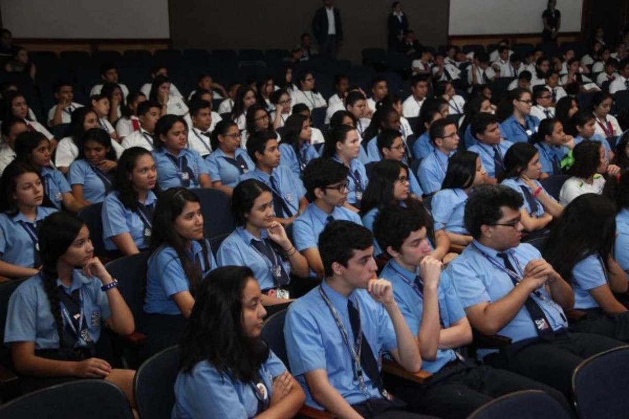Los estudiantes del Centro Cultural Sampedrano.