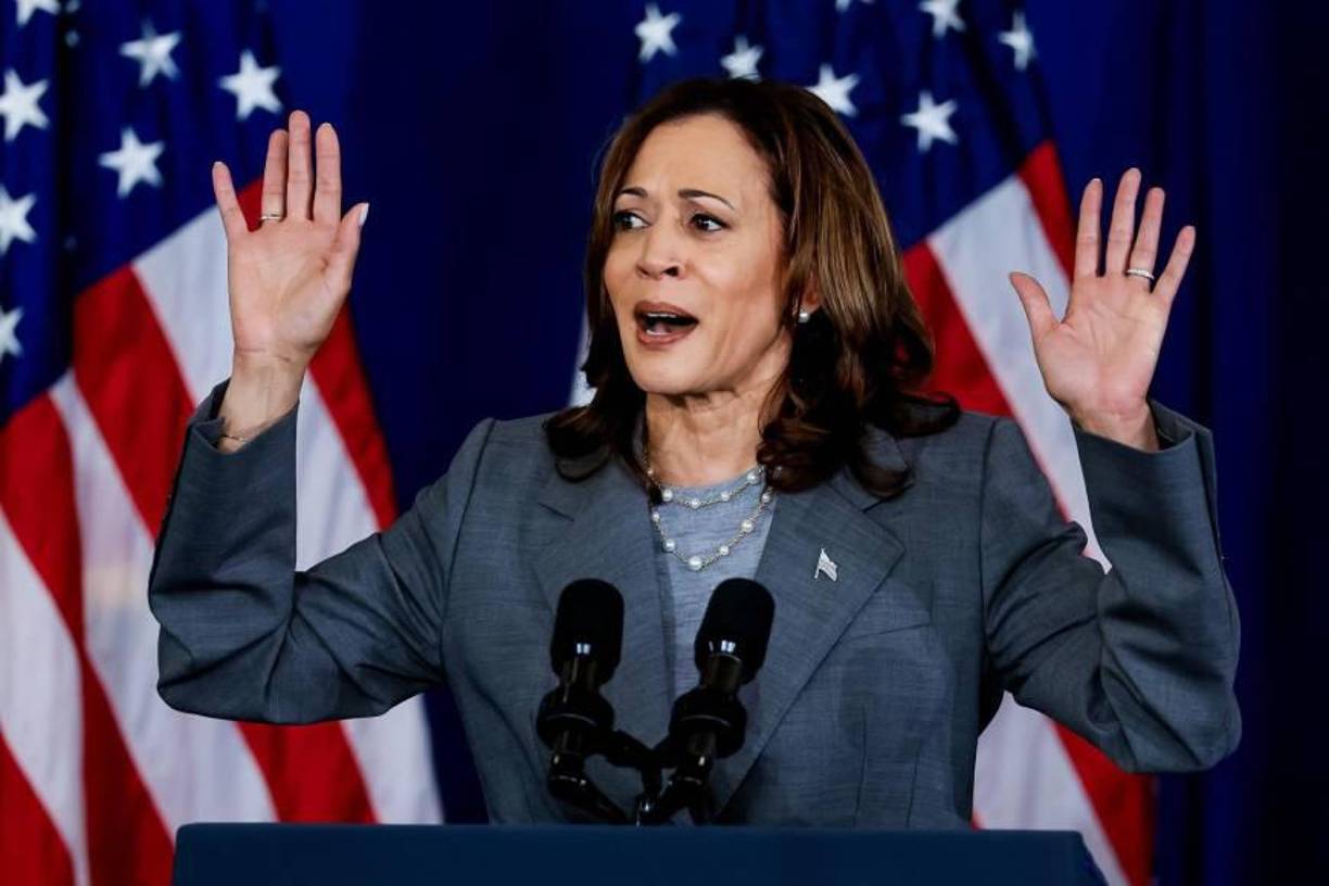 Harris<b> </b>defiende controles de antecedentes más estrictos para los compradores de armas de fuego, si bien ha revelado que posee una pistola semiautomática para desarticular las críticas de los republicanos que la acusaban de querer prohibir las armas.