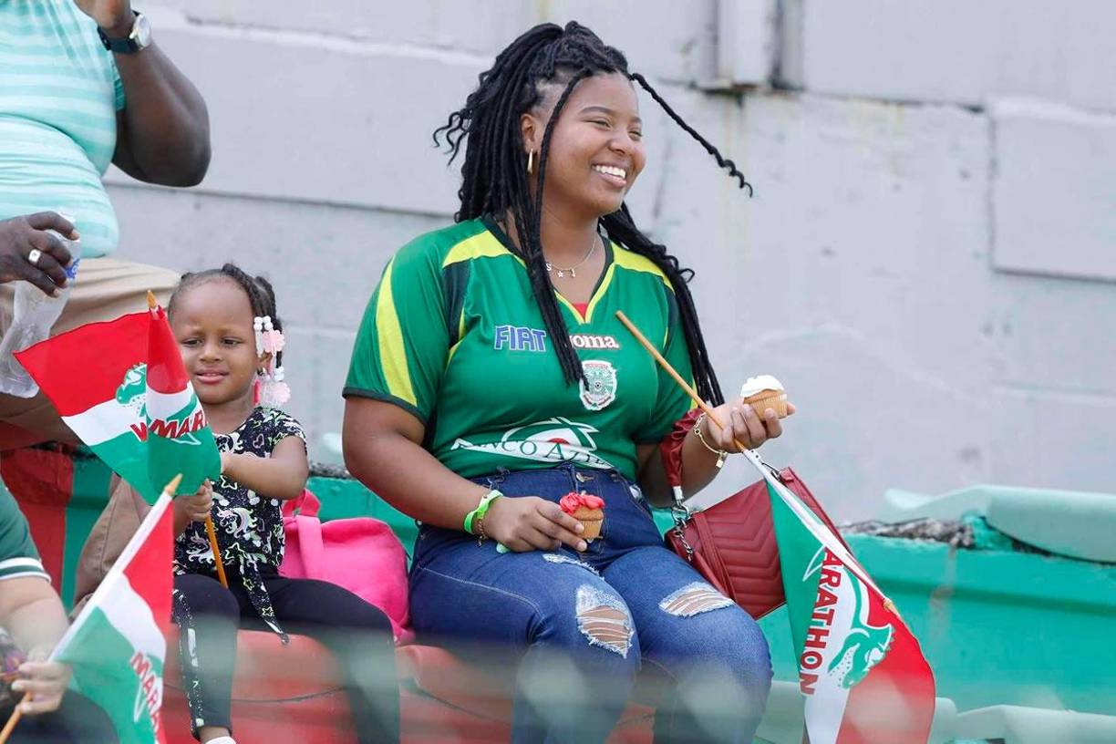 La afición del Marathón se dio cita en el estadio Yankel Rosenthal para celebrar el aniversario 98 del club y el triunfo ante la UPN.